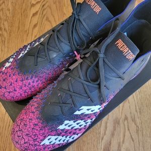 Adidas Predator Freak .1 Low FG Like New